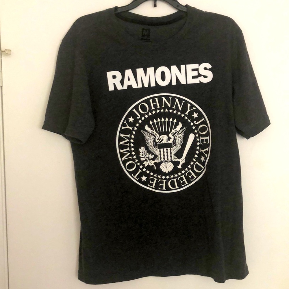 The Ramones presidential seal M gray tee shirt